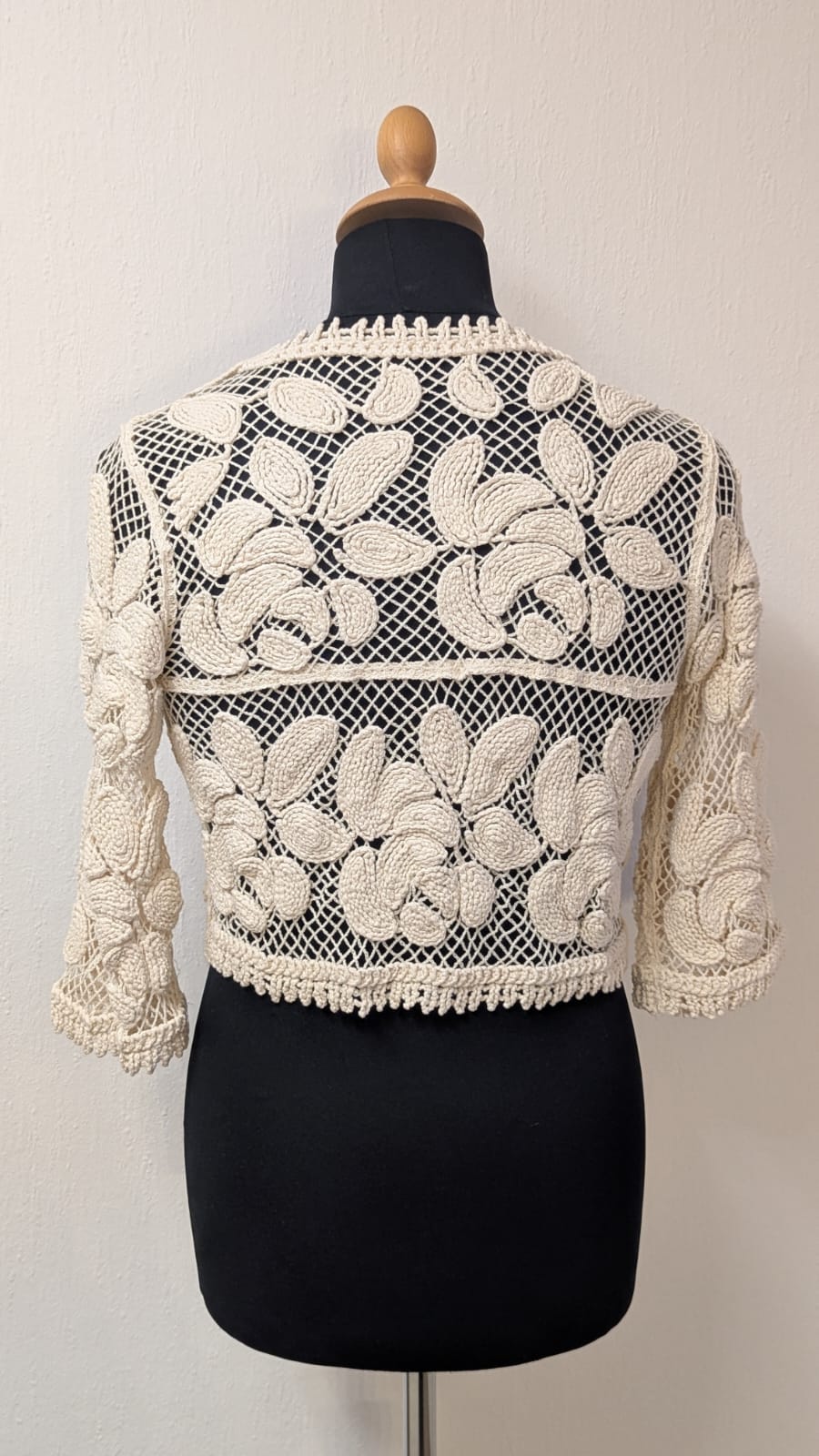 Häkel Strickjacke in Beige