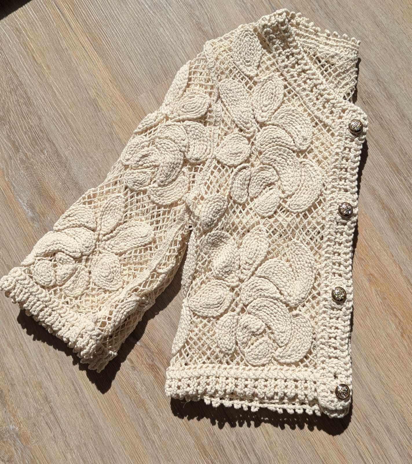 Häkel Strickjacke in Beige